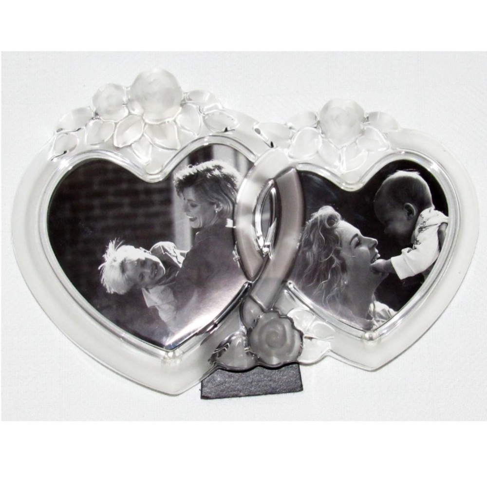 Heart photo frame by Mikasa is NWT